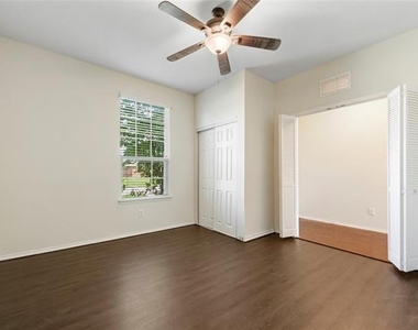 2239 Heaton Street - Photo Thumbnail 2