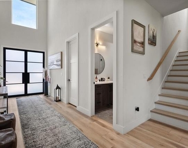 4029 Ivanhoe Lane - Photo Thumbnail 1