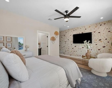 4029 Ivanhoe Lane - Photo Thumbnail 22
