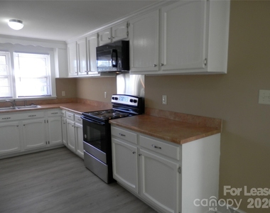 67 Barber Street Nw - Photo Thumbnail 21
