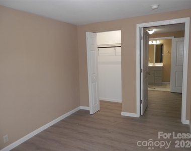 67 Barber Street Nw - Photo Thumbnail 13