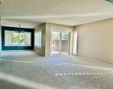 1228 Calle Vistaso - Photo Thumbnail 3