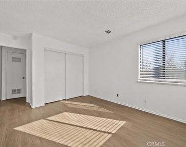 38501 Larkin Avenue - Photo Thumbnail 21