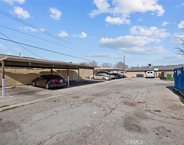 38501 Larkin Avenue - Photo Thumbnail 25