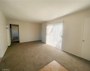 16701 Lynn Lane - Photo Thumbnail 4