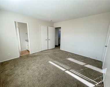 16701 Lynn Lane - Photo Thumbnail 17