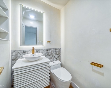 2617 Morningside Street - Photo Thumbnail 2