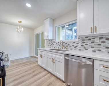 2617 Morningside Street - Photo Thumbnail 1
