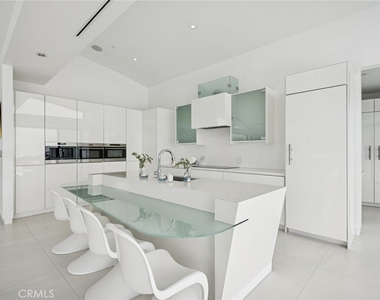 4607 Perham - Photo Thumbnail 13