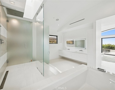 4607 Perham - Photo Thumbnail 41