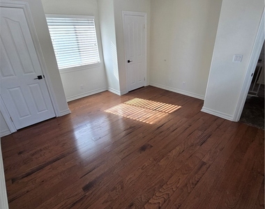 15178 Orchard Hill - Photo Thumbnail 2