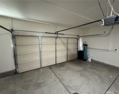 501 Villa Way - Photo Thumbnail 36