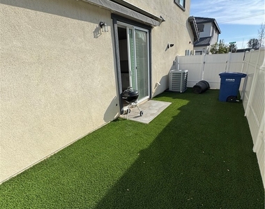 501 Villa Way - Photo Thumbnail 34