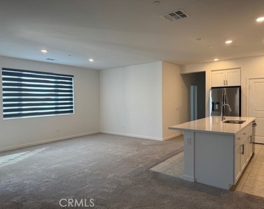 2353 Village Court - Photo Thumbnail 3