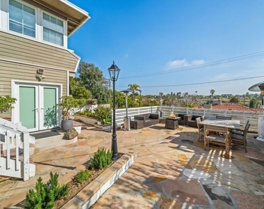 7520 Earldom Avenue - Photo Thumbnail 13
