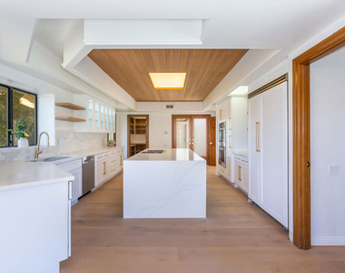 5109 Lakeview Canyon Road - Photo Thumbnail 13
