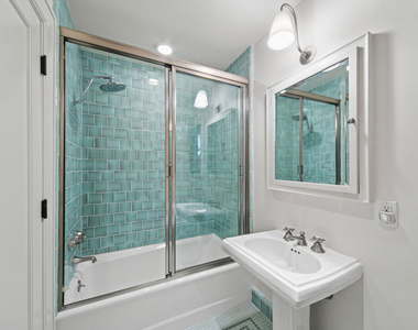 24542 Malibu Road - Photo Thumbnail 7
