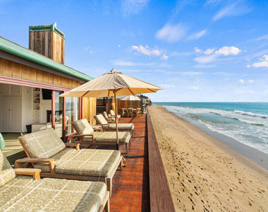 24542 Malibu Road - Photo Thumbnail 1