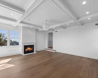 566 Ida Street - Photo Thumbnail 16