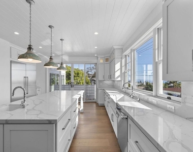 566 Ida Street - Photo Thumbnail 12