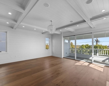566 Ida Street - Photo Thumbnail 17