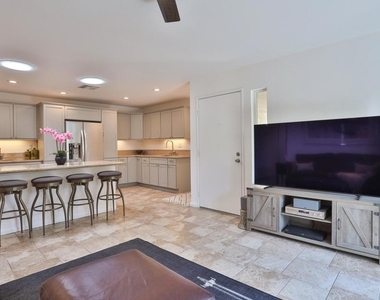 1421 Sunflower Circle N - Photo Thumbnail 16