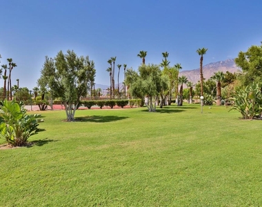 1421 Sunflower Circle N - Photo Thumbnail 30