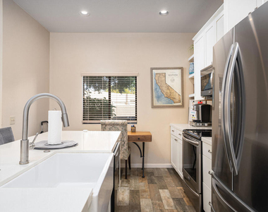 67663 Lagos Way - Photo Thumbnail 4