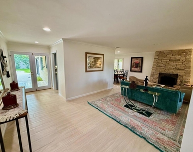 75309 Palm Shadow Drive - Photo Thumbnail 2
