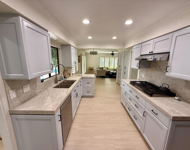 75309 Palm Shadow Drive - Photo Thumbnail 3