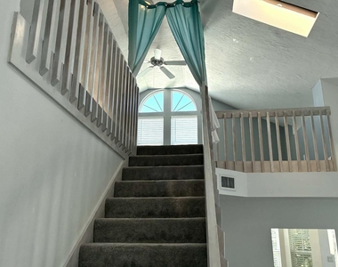 1930 Westminster Circle - Photo Thumbnail 14