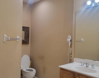 8243 Mulligan Circle - Photo Thumbnail 9