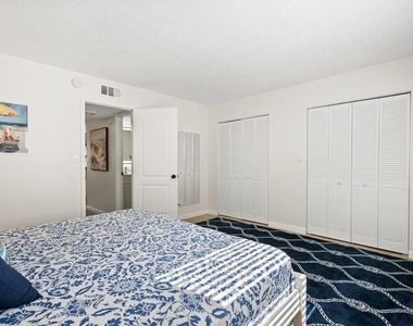 2319 Tamarind Drive - Photo Thumbnail 18