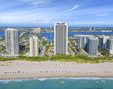 3000 N Ocean Drive N - Photo Thumbnail 23