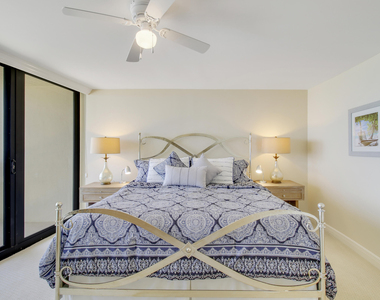 3000 N Ocean Drive N - Photo Thumbnail 9