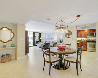 3000 N Ocean Drive N - Photo Thumbnail 2
