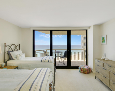 3000 N Ocean Drive N - Photo Thumbnail 12