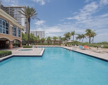 2080 S Ocean Drive - Photo Thumbnail 30