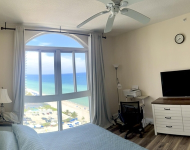 2080 S Ocean Drive - Photo Thumbnail 4