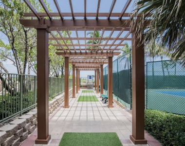 2080 S Ocean Drive - Photo Thumbnail 35