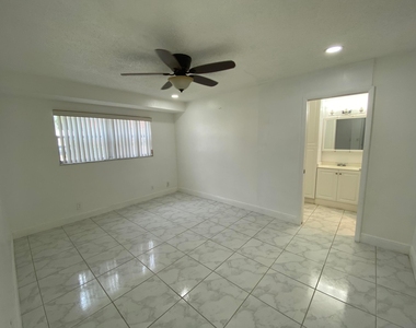 138 Lake Frances Drive - Photo Thumbnail 6