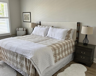 3028 Windward Way - Photo Thumbnail 10