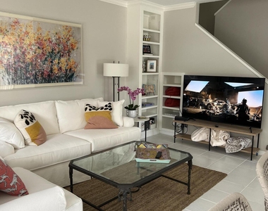 3028 Windward Way - Photo Thumbnail 9