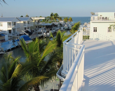 103 Starfish Lane - Photo Thumbnail 16