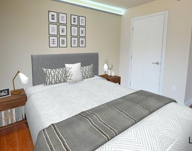 2330 Hoffman Street - Photo Thumbnail 7