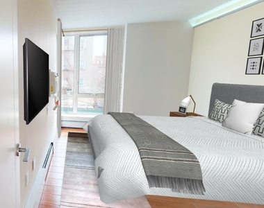 2330 Hoffman Street - Photo Thumbnail 8