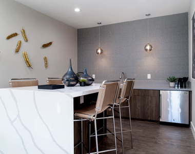 21622 Marguerite Pkwy - Photo Thumbnail 8