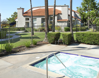 21622 Marguerite Pkwy - Photo Thumbnail 12