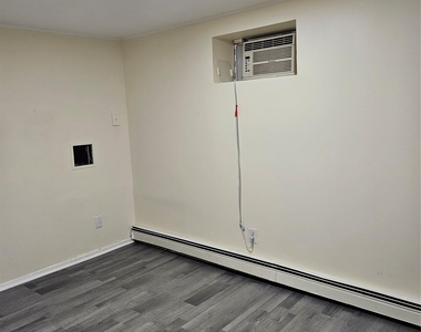 102 Birchwood Park Drive - Photo Thumbnail 20