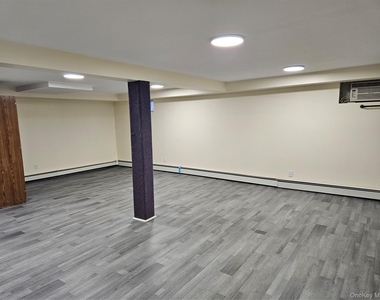 102 Birchwood Park Drive - Photo Thumbnail 18